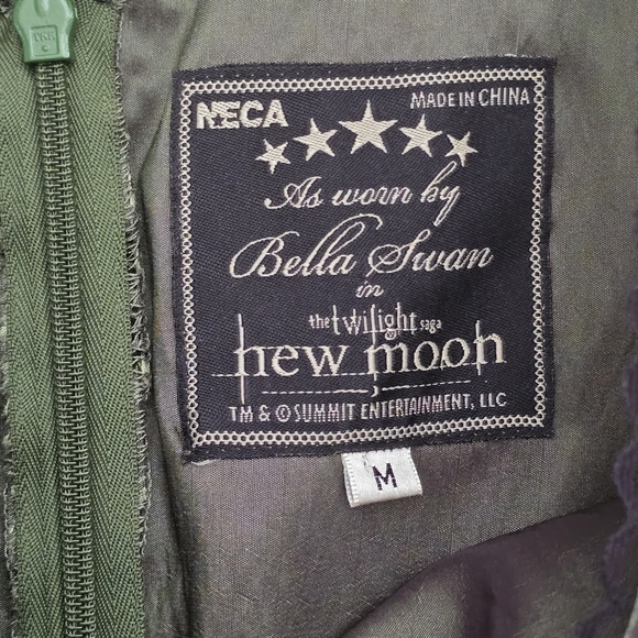 Neca As worn by Bella Swan Twilight New moon Green dress size Medum - Picture 4 of 8